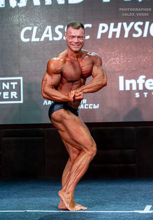 СLASSIC PHYSIQUE НОВИЧКИ